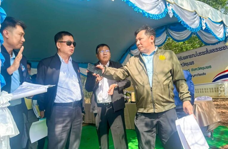 กรมทรัพยากรน้ำ บูรณาการร่วมหน่วยงานรัฐ ท้องถิ่น และประชาชนลงพื้นที่จังหวัดชุมพร ช่วยบรรเทาภัยแล้งจากปรากฎการณ์เอลนิญโญ