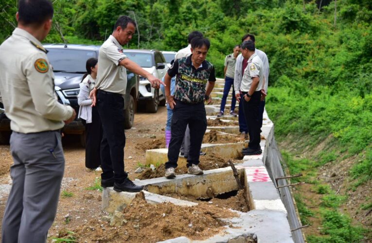 ตรวจสอบคูกันช้างในพื้นที่เขตรักษาพันธุ์สัตว์ป่าเขาอ่างฤาไน พังเสียหาย